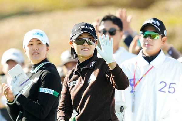 최은우,밝은 첫 인사